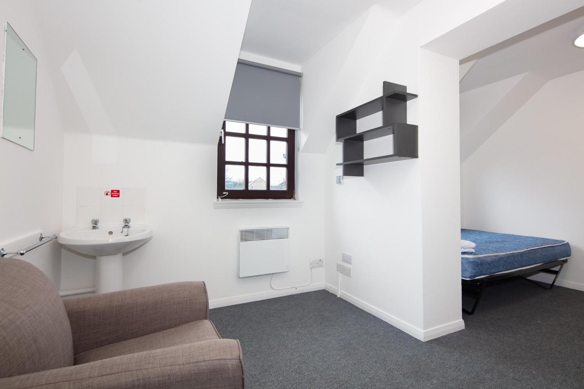 Joivy Cosy Single Room Near Seaton Park-Adults Only Aberdeen Exterior photo